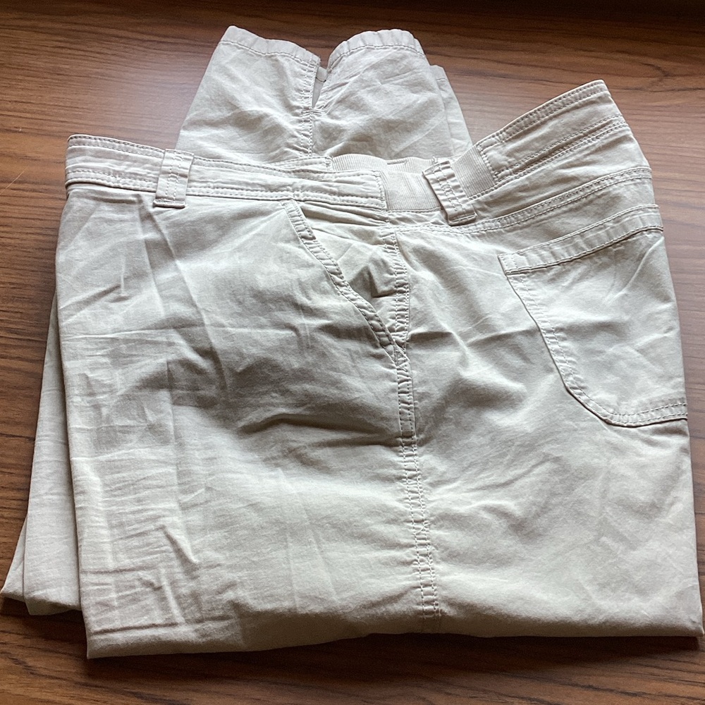 Style & Co. Women's Cream Capris